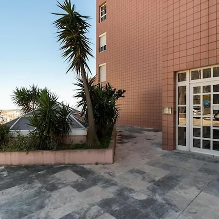 Stunning Views 1bedroom Flat In Graça *